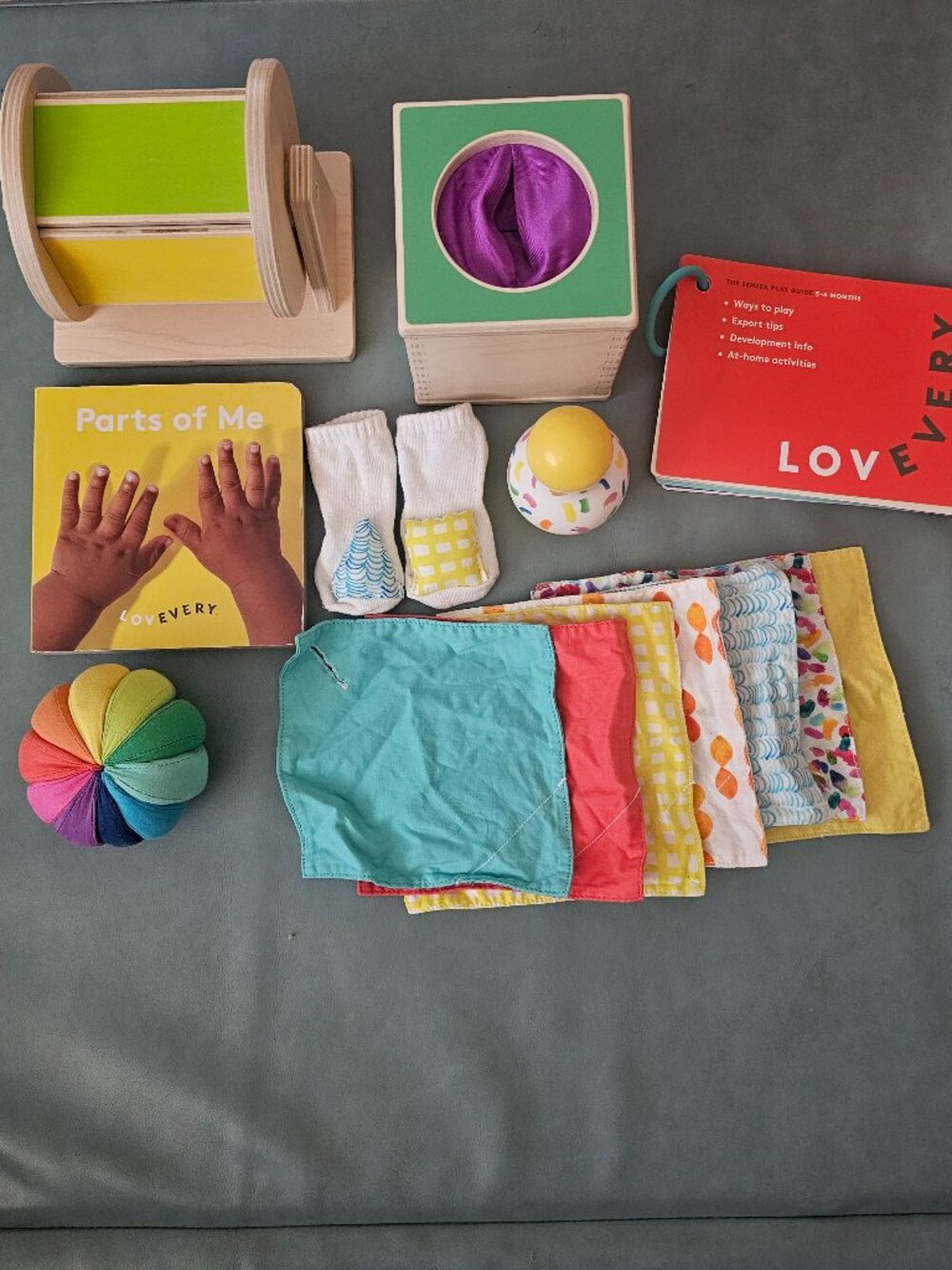 Lovevery Senser Play kit (complete)